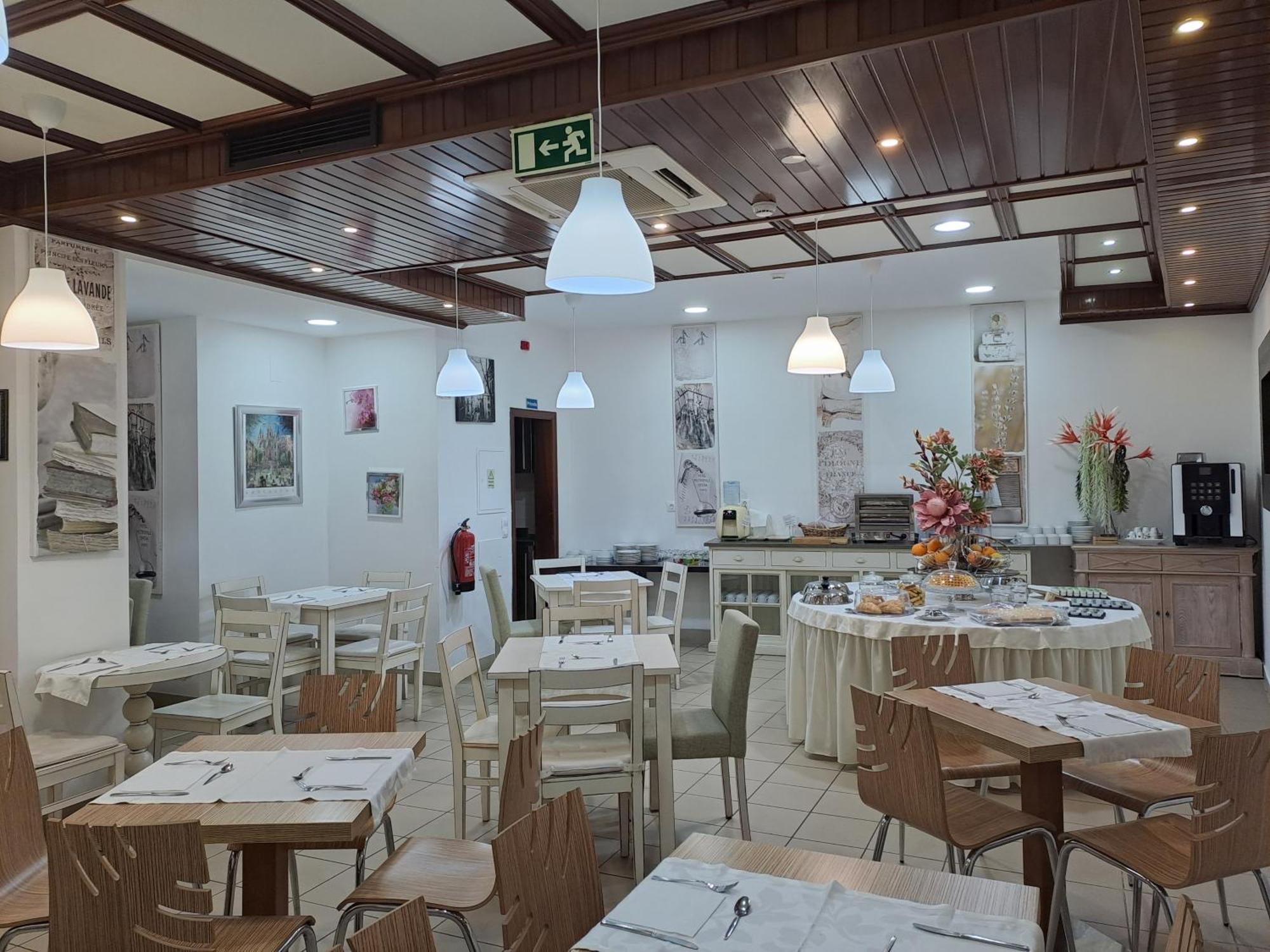 Hotel Square Sertã Екстериор снимка